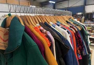 retail shops shopping rail clothing sale stock the warehouse